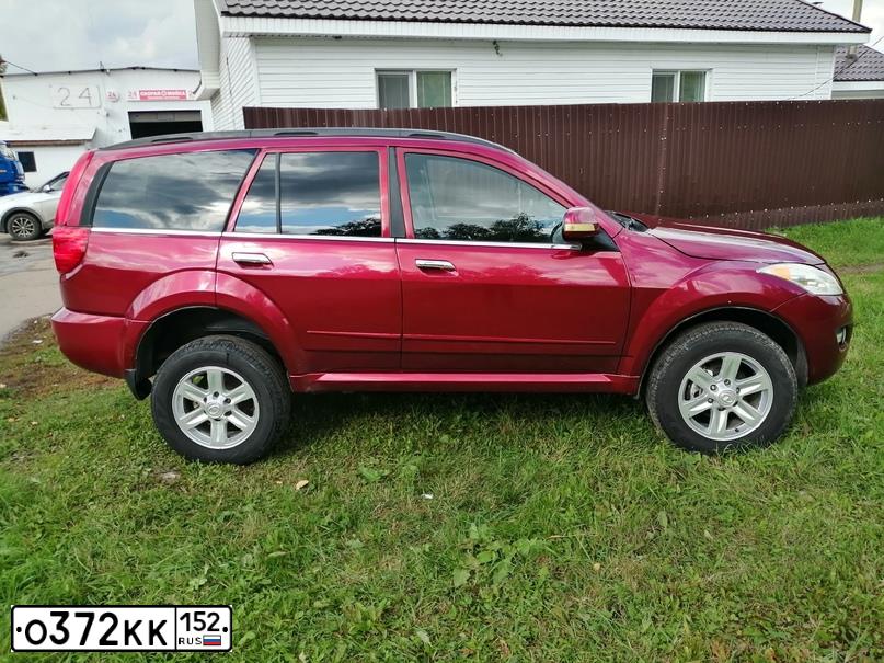 Фото автомобиля GREAT WALL HOVER, 2011 — госномер Х991АК152. Цвет: Красный