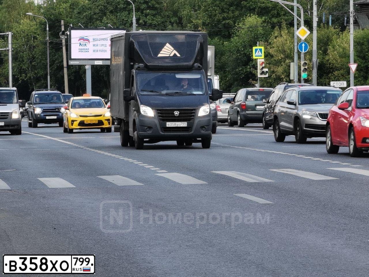 Фото автомобиля GAZELLE NEXT, 2020 — госномер Е940ЕУ550. Цвет: ЧЕРНЫЙ