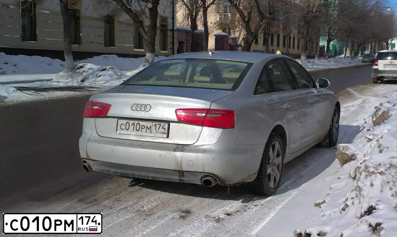Фото автомобиля AUDI A6, 2012 — госномер С010РМ174. Цвет: БЛЕДНО БЕЛЫЙ