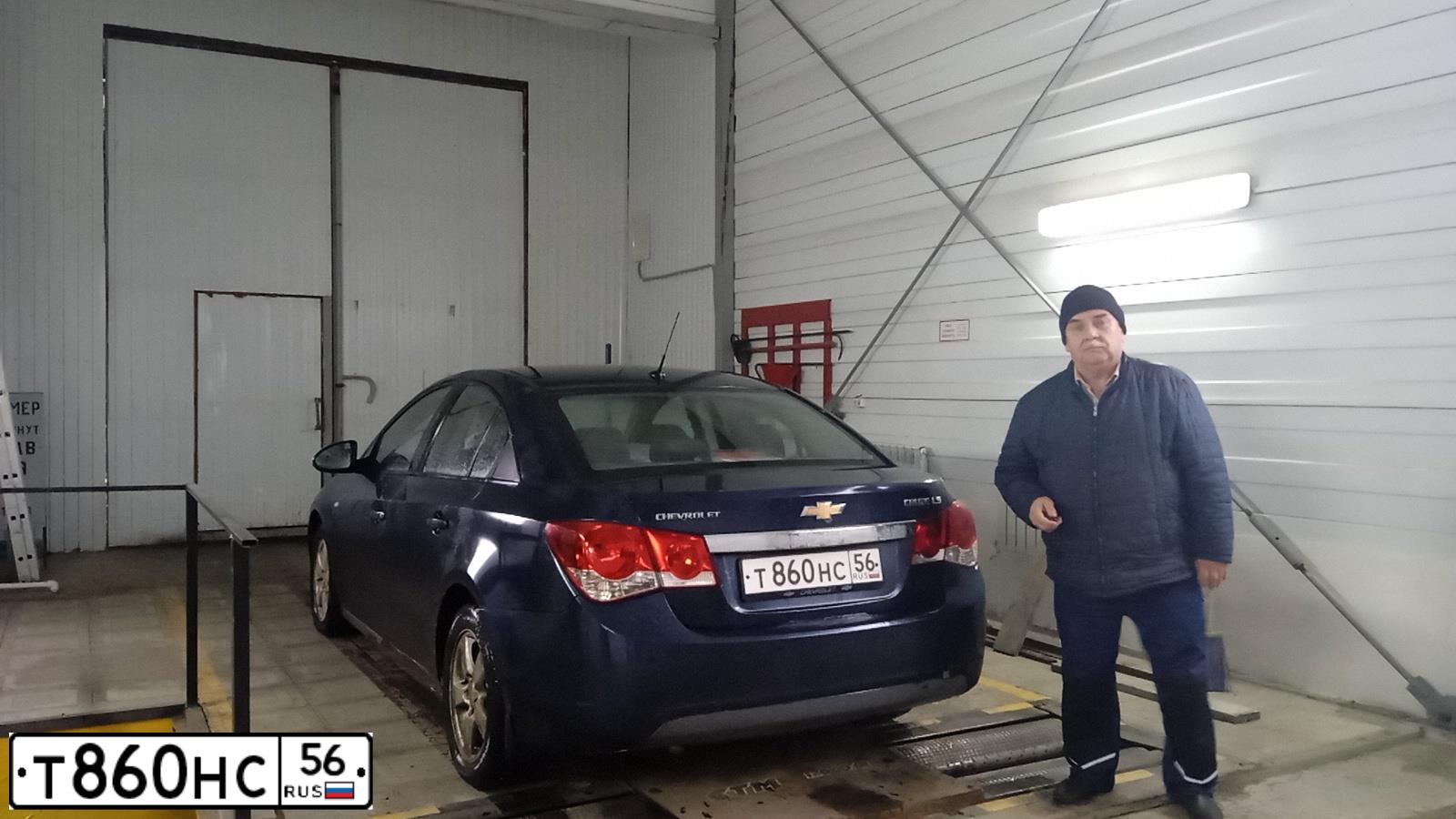 Фото автомобиля CHEVROLET CRUZE, 2012 — госномер Е059ЕВ156. Цвет: СИНИЙ МЕТАЛЛИК