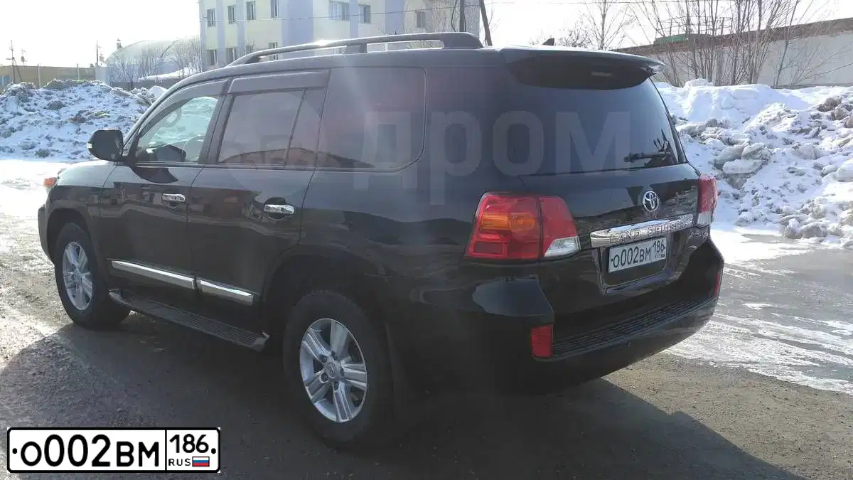 Фото автомобиля LADA 2114 SAMARA, 2005 — госномер О002ВМ186. Цвет: БЕЛЫЙ
