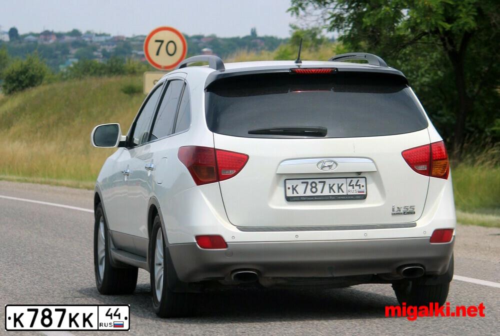 Фото автомобиля HYUNDAI IX55, 2010 — госномер К787КК44. Цвет: Белый