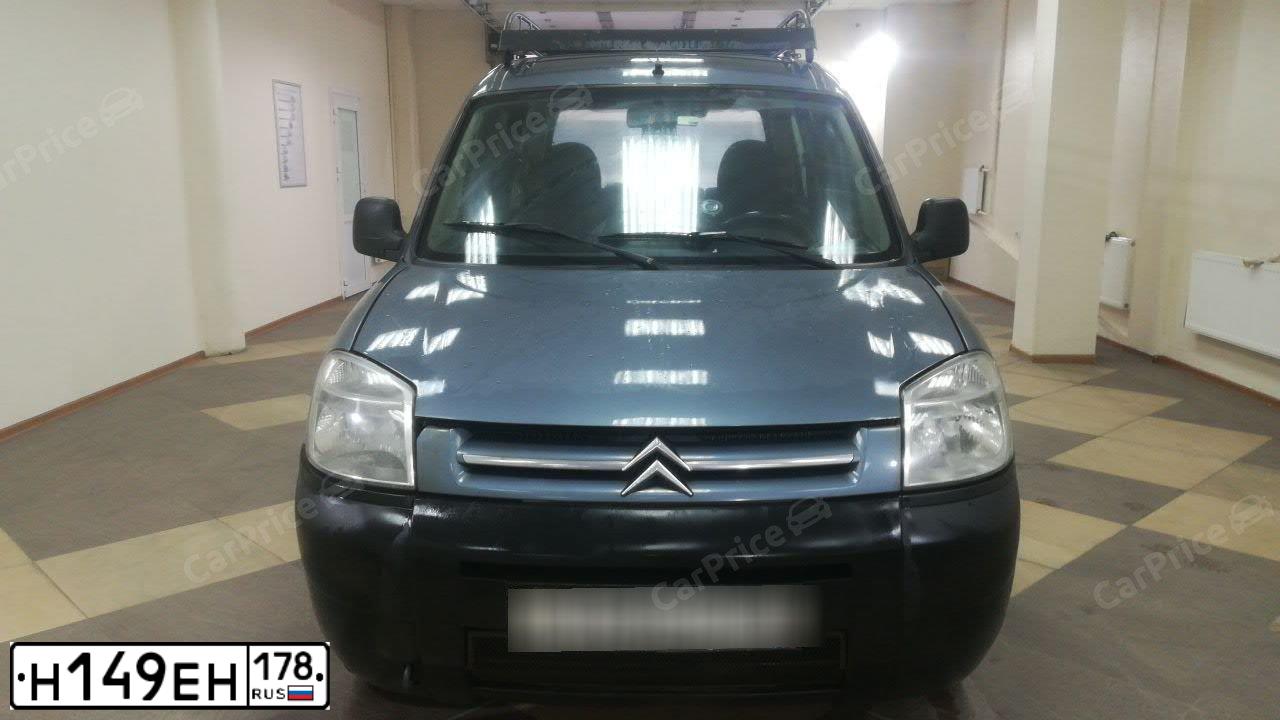Фото автомобиля CITROEN BERLINGO, 2010 — госномер Н149ЕН178. Цвет: СЕРЫЙ