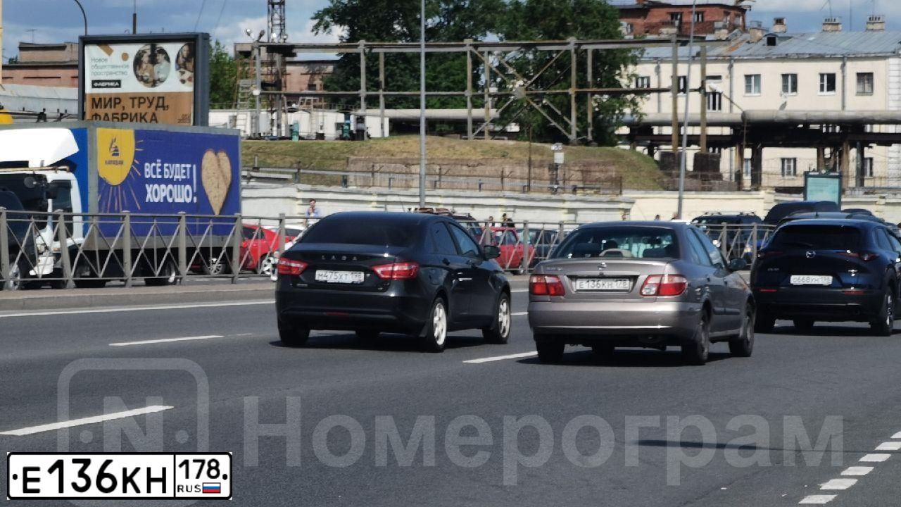 Фото автомобиля NISSAN ALMERA, 2005 — госномер Е136КН178. Цвет: ТЕМНО-БЕЖЕВЫЙ