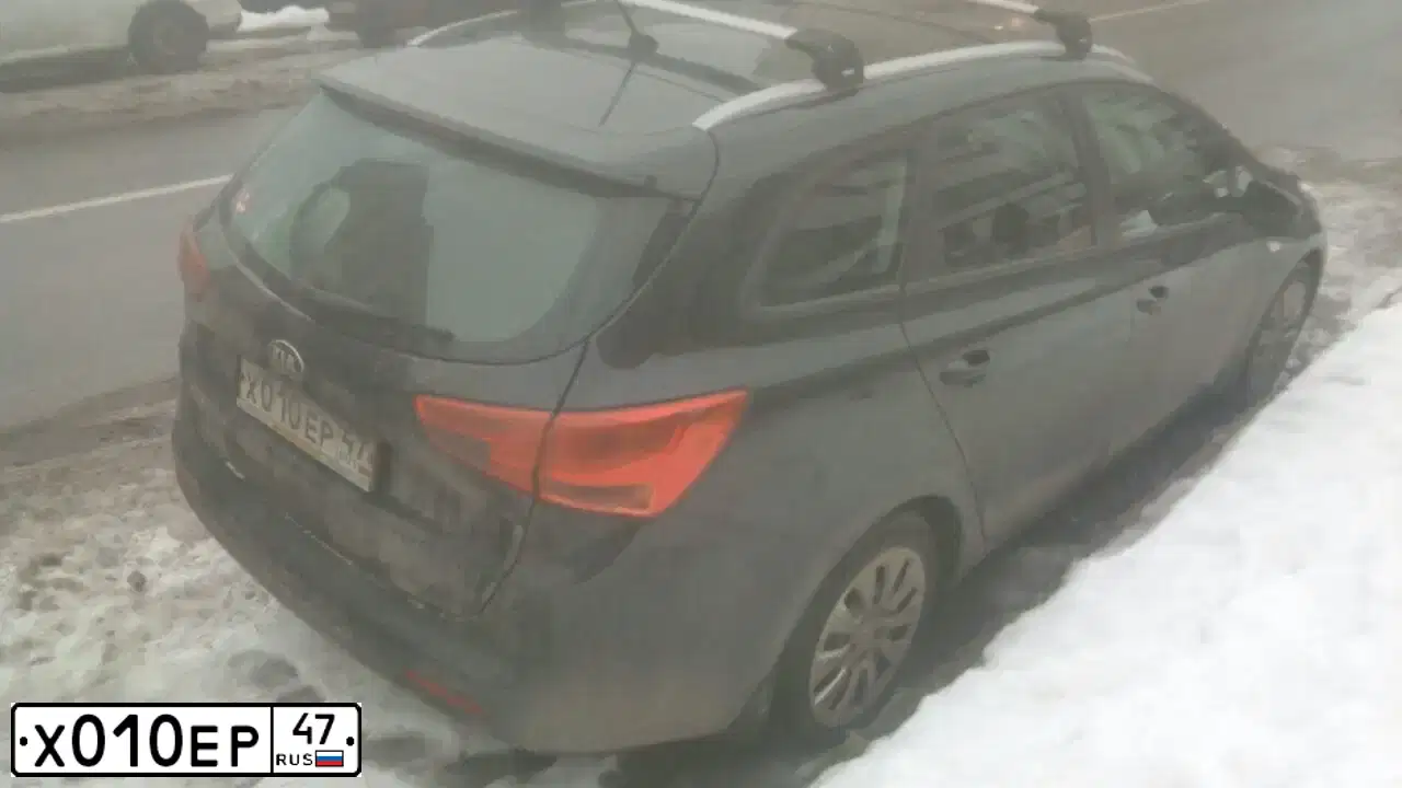 Фото автомобиля KIA CEE'D, 2012 — госномер Х010ЕР47. Цвет: ЧЕРНЫЙ ПЕРЛАМУТР