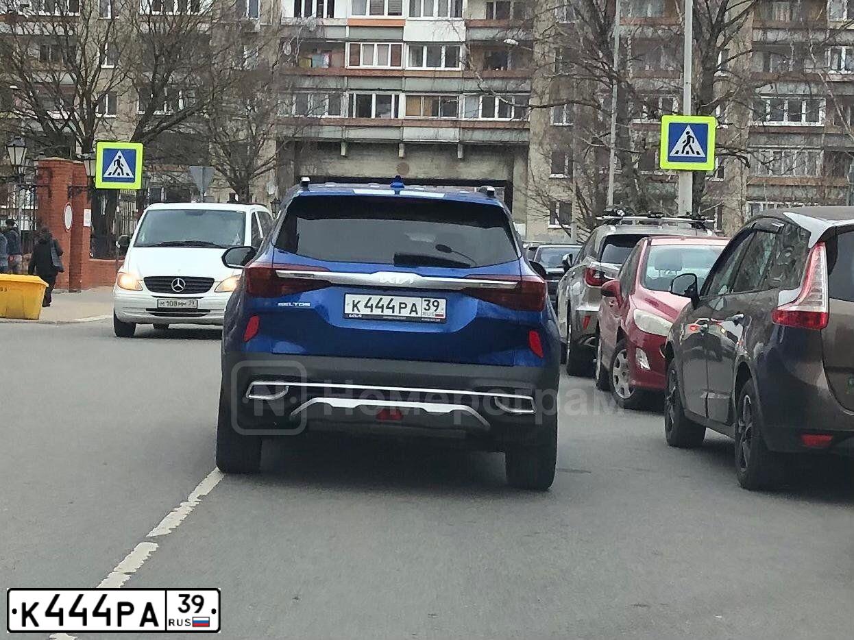 Фото автомобиля БМВ 630D XDRIVE 21СХ, 2021 — госномер Е013ТН69. Цвет: синий