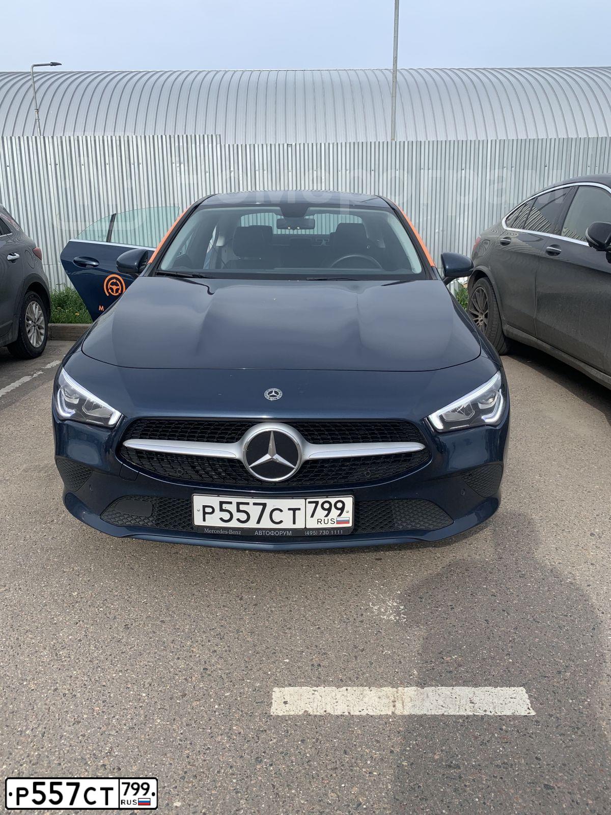 Фото автомобиля MERCEDES-BENZ CLA200, 2019 — госномер К124УА790. Цвет: синий