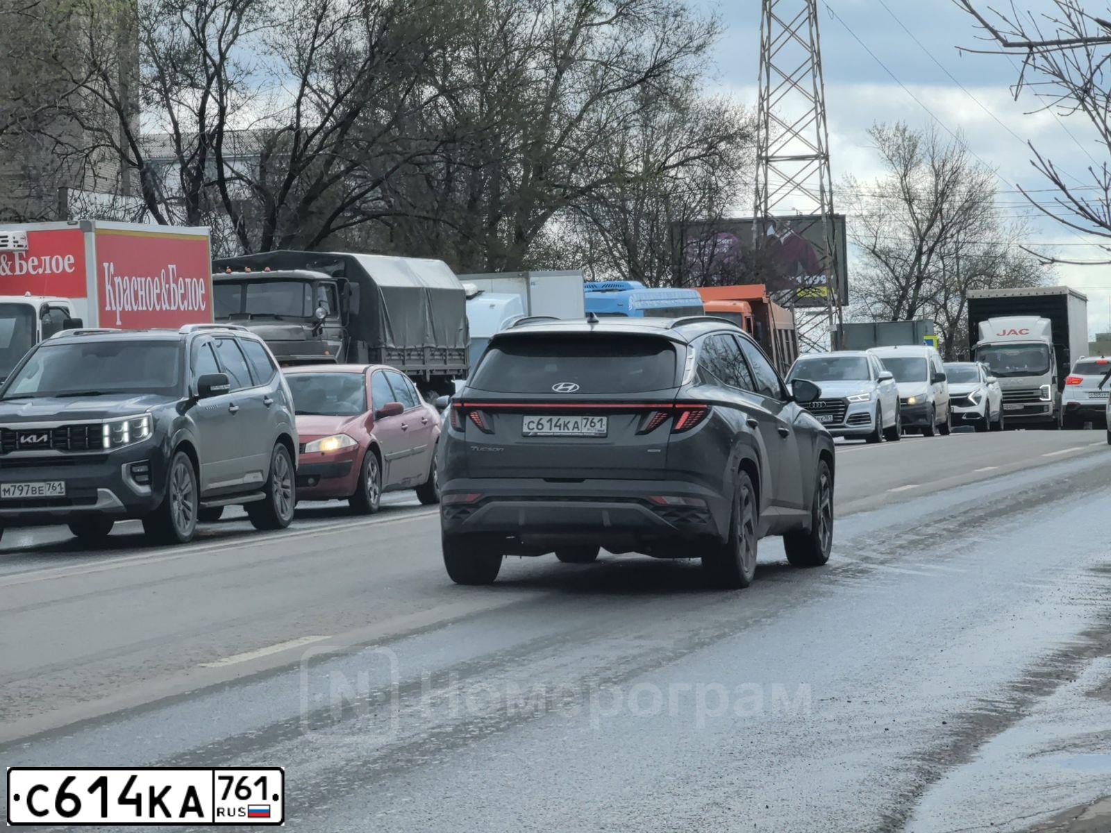 Фото автомобиля HYUNDAI TUCSON, 2023 — госномер С614КА761