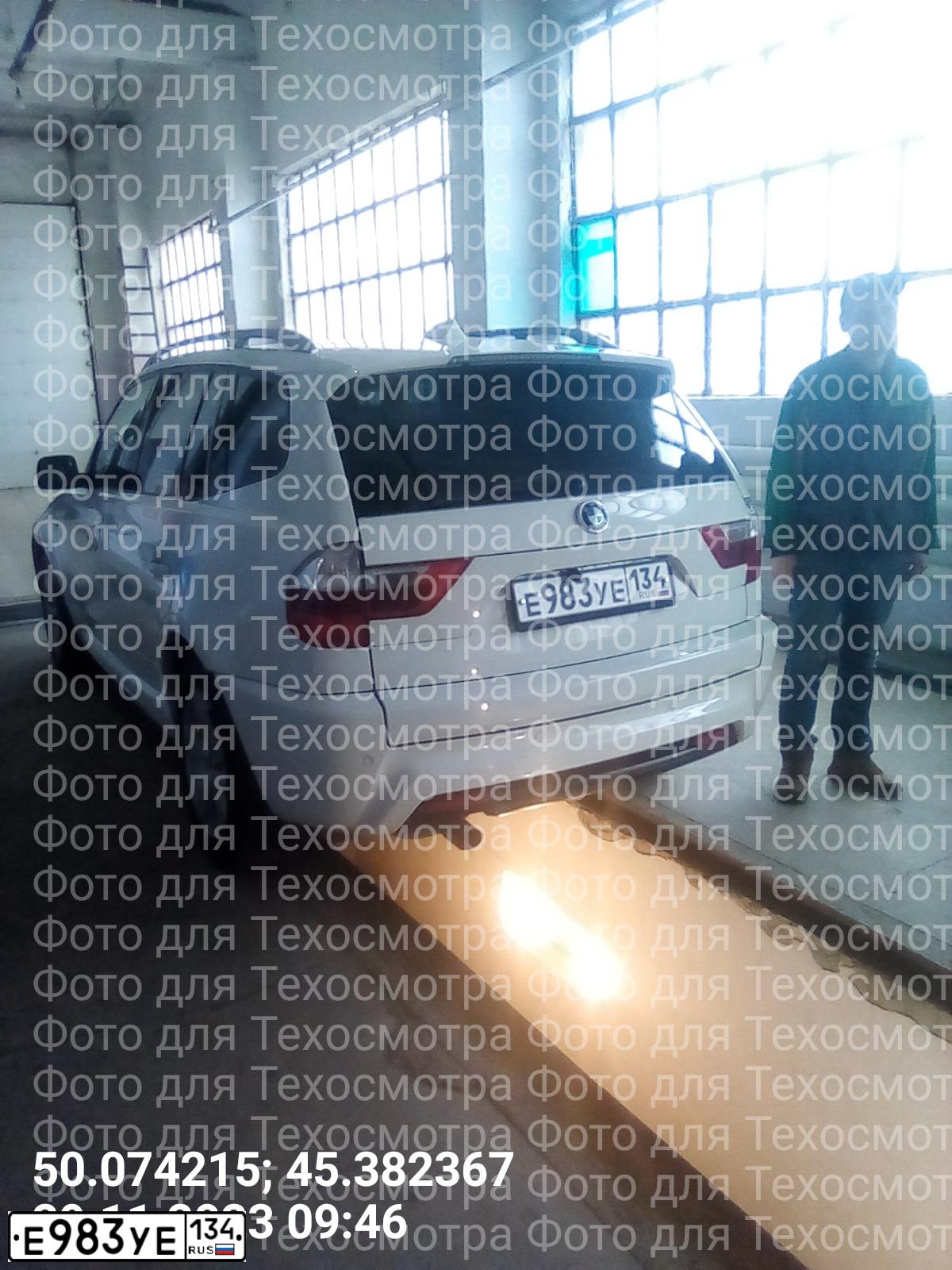 Фото автомобиля BMW X3, 2008 — госномер М445ММ134. Цвет: БЕЛЫЙ