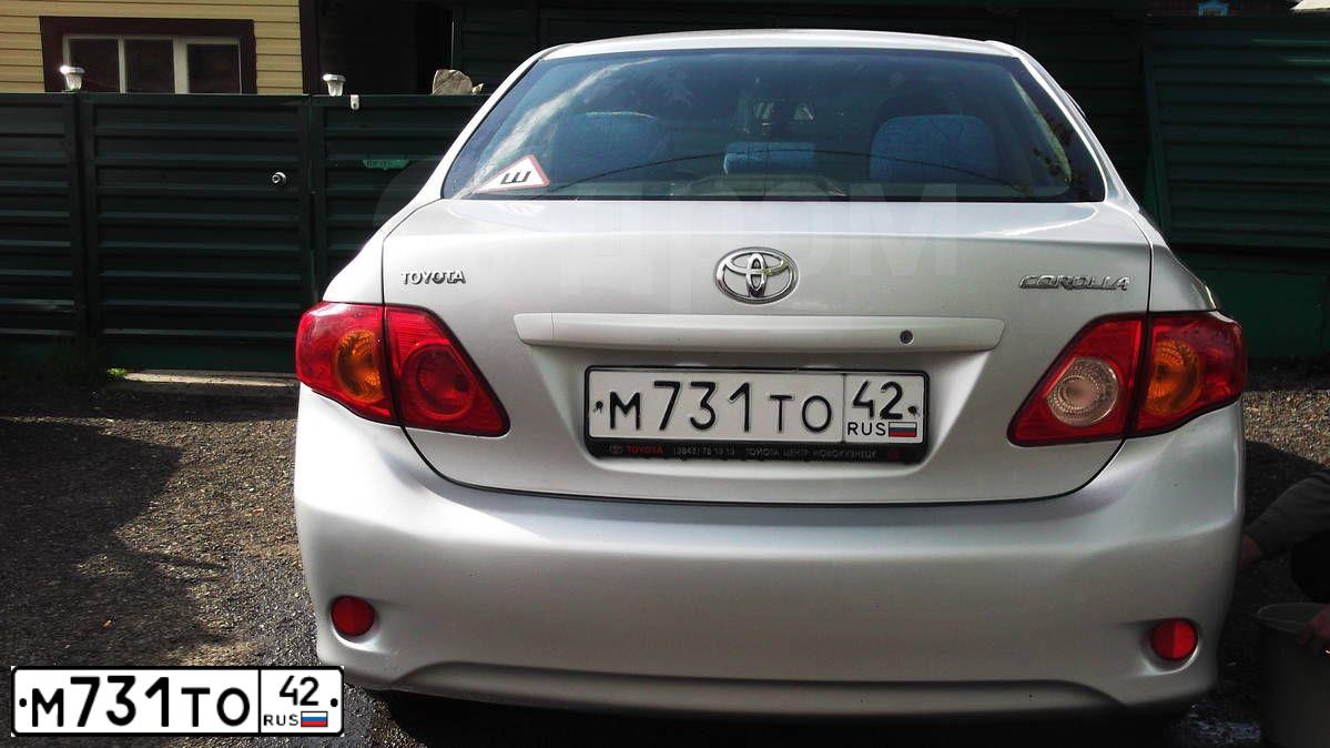 Фото автомобиля TOYOTA COROLLA, 2008 — госномер М731ТО42. Цвет: СЕРЕБРИСТЫЙ