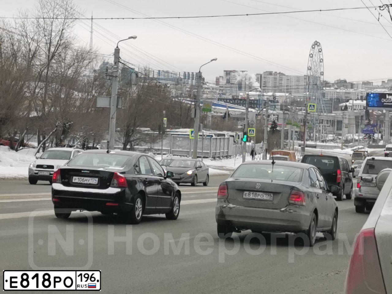 Фото автомобиля VOLKSWAGEN POLO, 2017 — госномер Р773ОН40. Цвет: Темно-синий