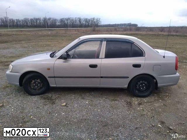 Фото автомобиля TAGAZ Z ACCENT, 2007 — госномер М020СХ123. Цвет: СВЕТЛО БЕЖЕВЫЙ