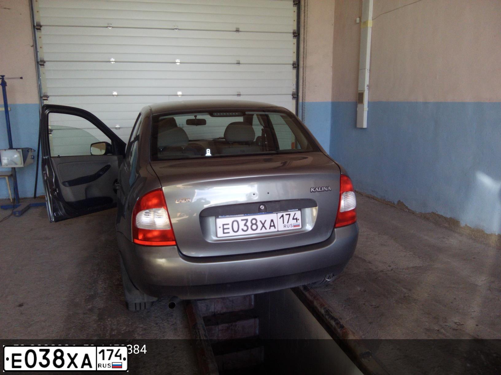 Фото автомобиля LADA 1118 KALINA, 2011 — госномер К524ЕН702. Цвет: Темно-серый металлик