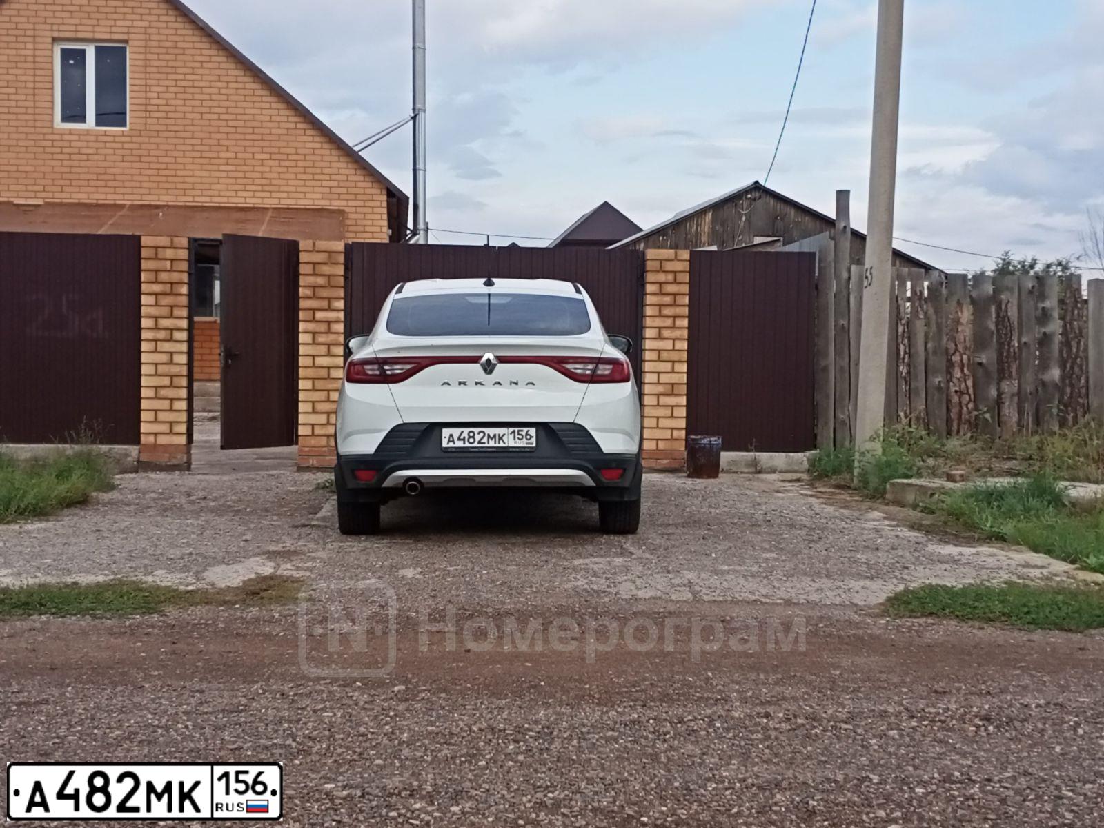 Фото автомобиля RENAULT ARKANA, 2020 — госномер А482МК156. Цвет: Белый