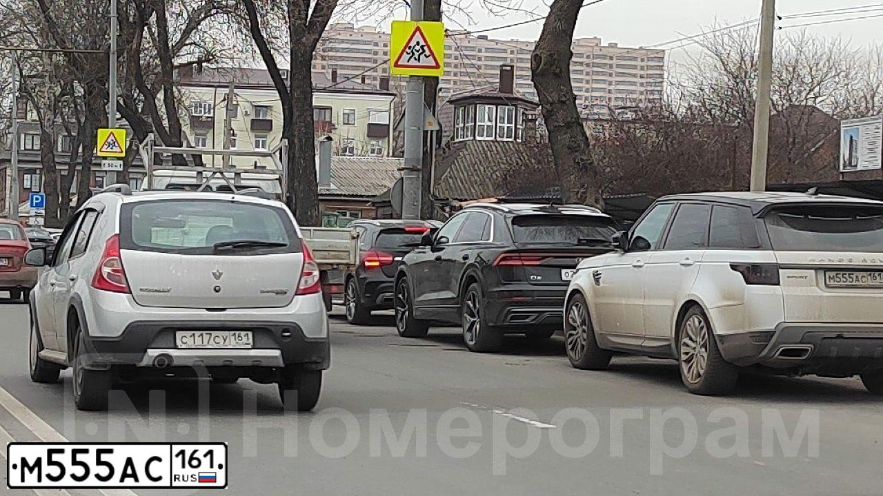 Фото автомобиля LEXUS RX, 2016 — госномер М555АС161. Цвет: Белый