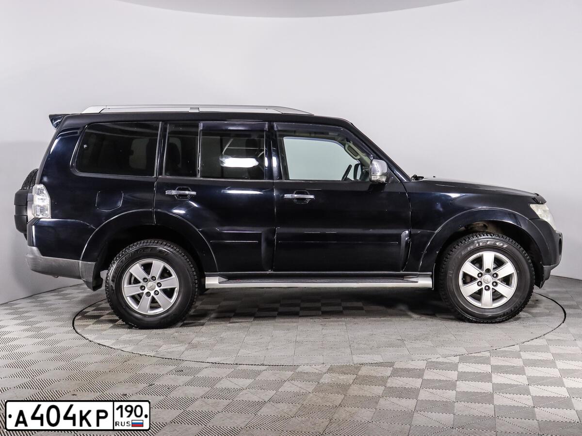 Фото автомобиля MITSUBISHI PAJERO, 2007 — госномер В479ОХ37. Цвет: ЧЕРНЫЙ