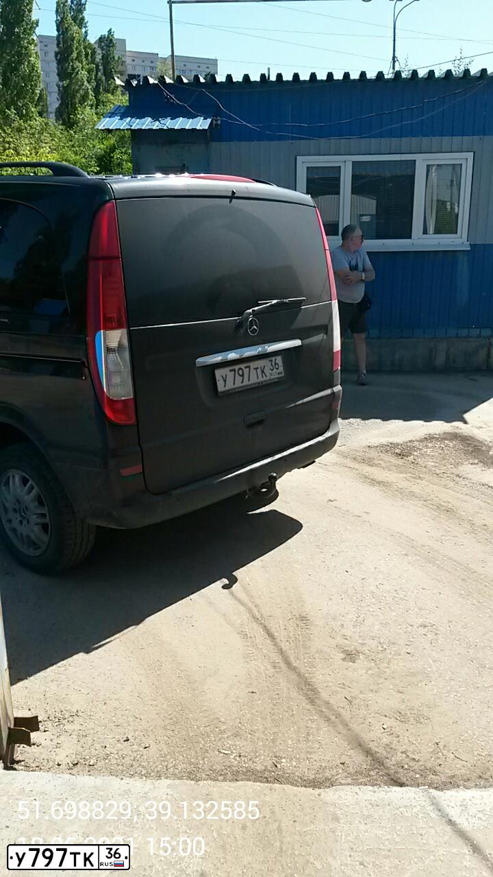 Фото автомобиля DAEWOO NEXIA, 2011 — госномер А724ММ136. Цвет: Белый