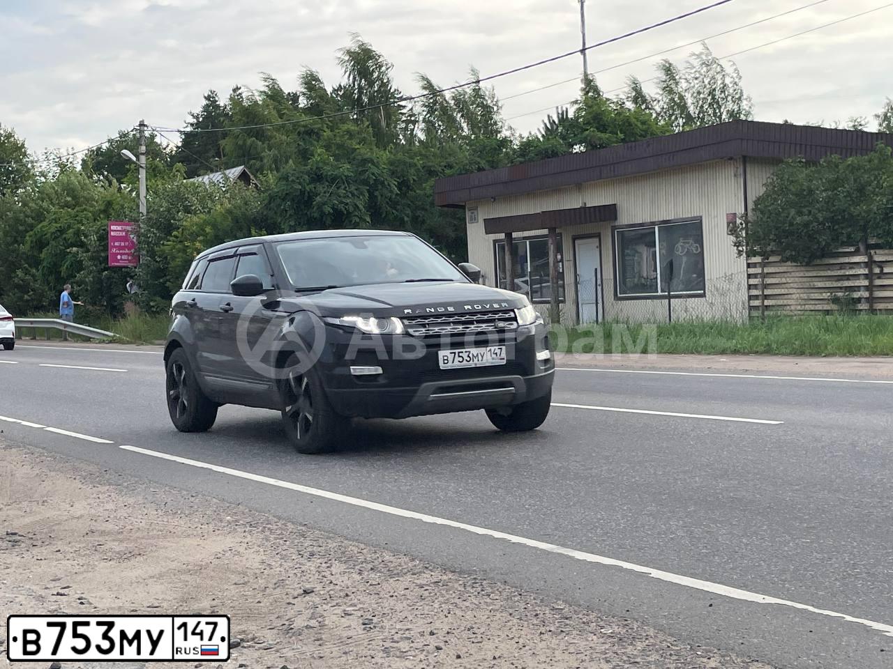 Фото автомобиля LANDROVER RANGE ROVER EVOQUE, 2014 — госномер В753МУ147. Цвет: ЧЕРНЫЙ