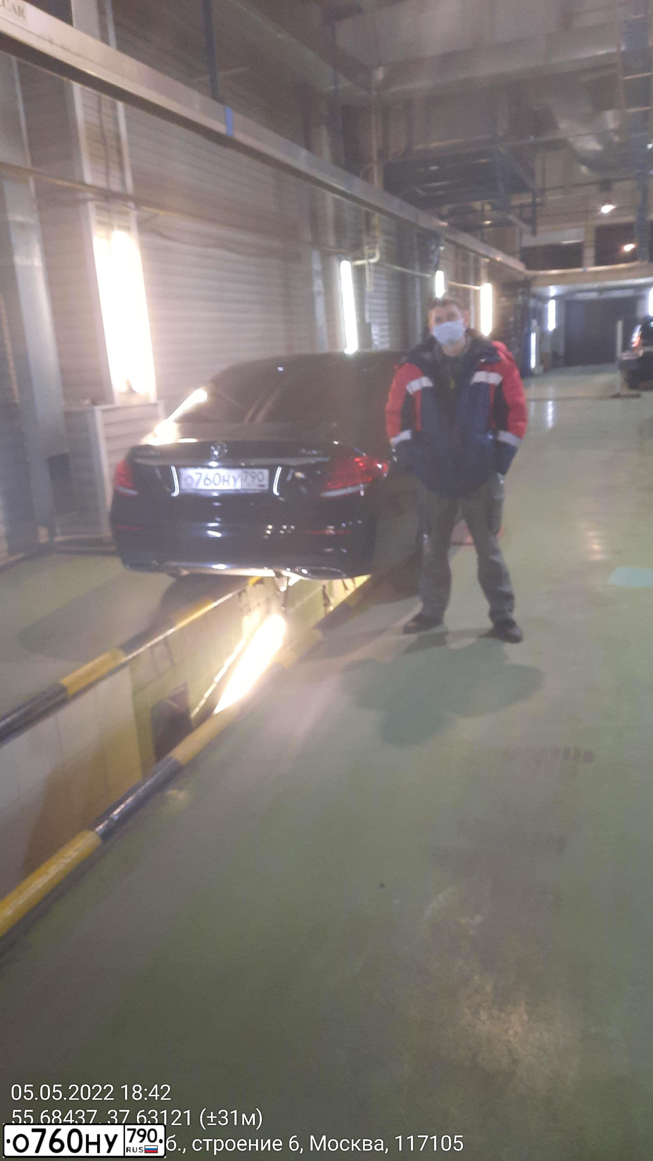 Фото автомобиля MERCEDES-BENZ E220, 2018 — госномер М078СО35