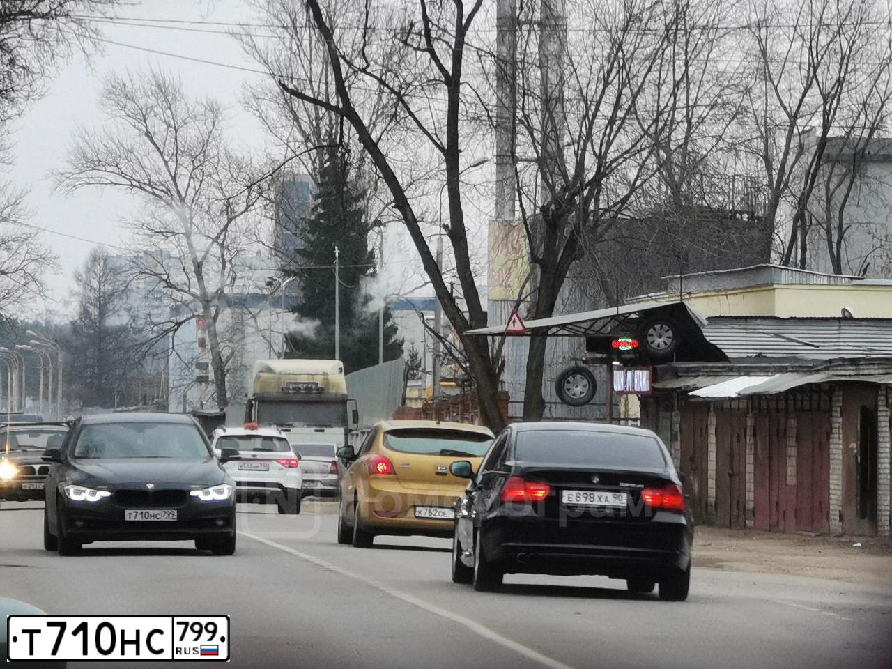 Фото автомобиля BMW 318I, 2018 — госномер К011ОТ761