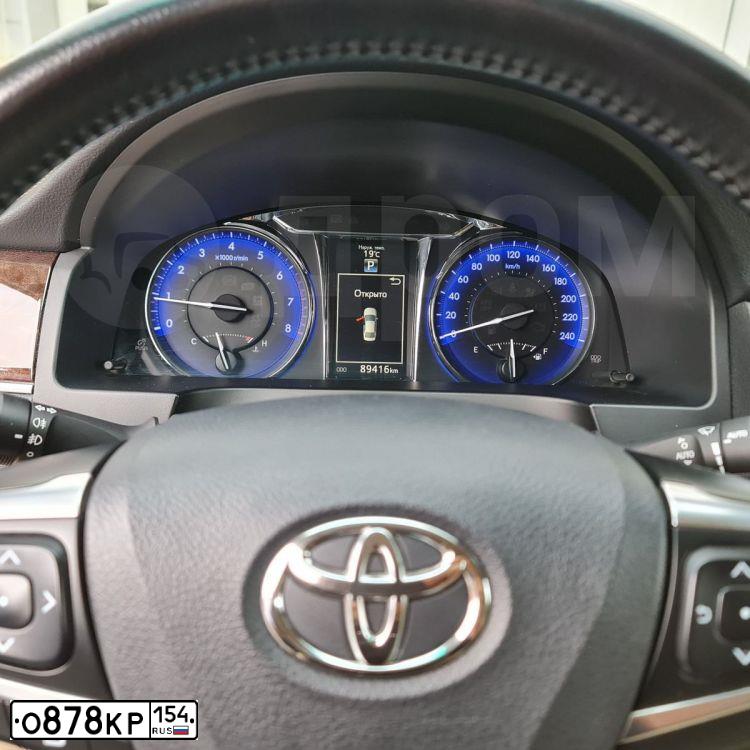 Фото автомобиля TOYOTA CAMRY, 2017 — госномер А596АА199. Цвет: ЧЕРНЫЙ МЕТАЛЛИК