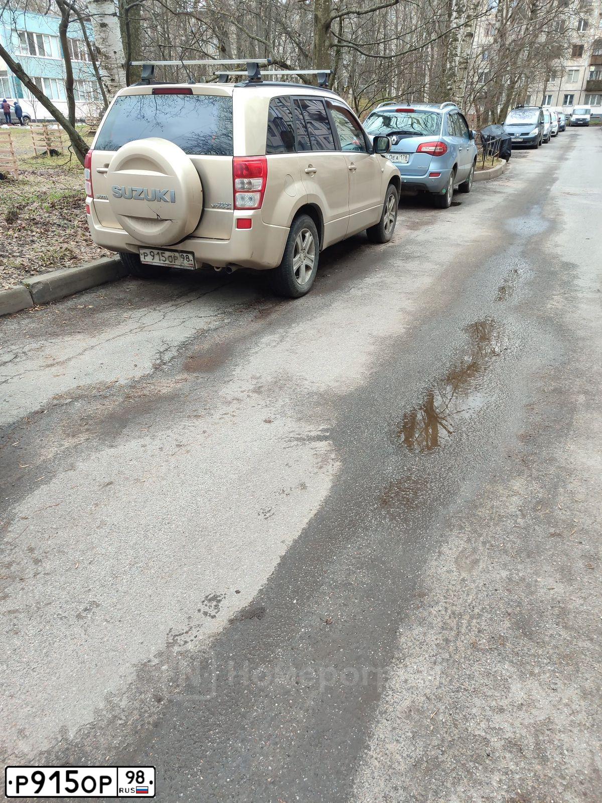 Фото автомобиля SUZUKI /GRAND/ VITARA, 2007 — госномер Р915ОР98. Цвет: БЕЖЕВЫЙ
