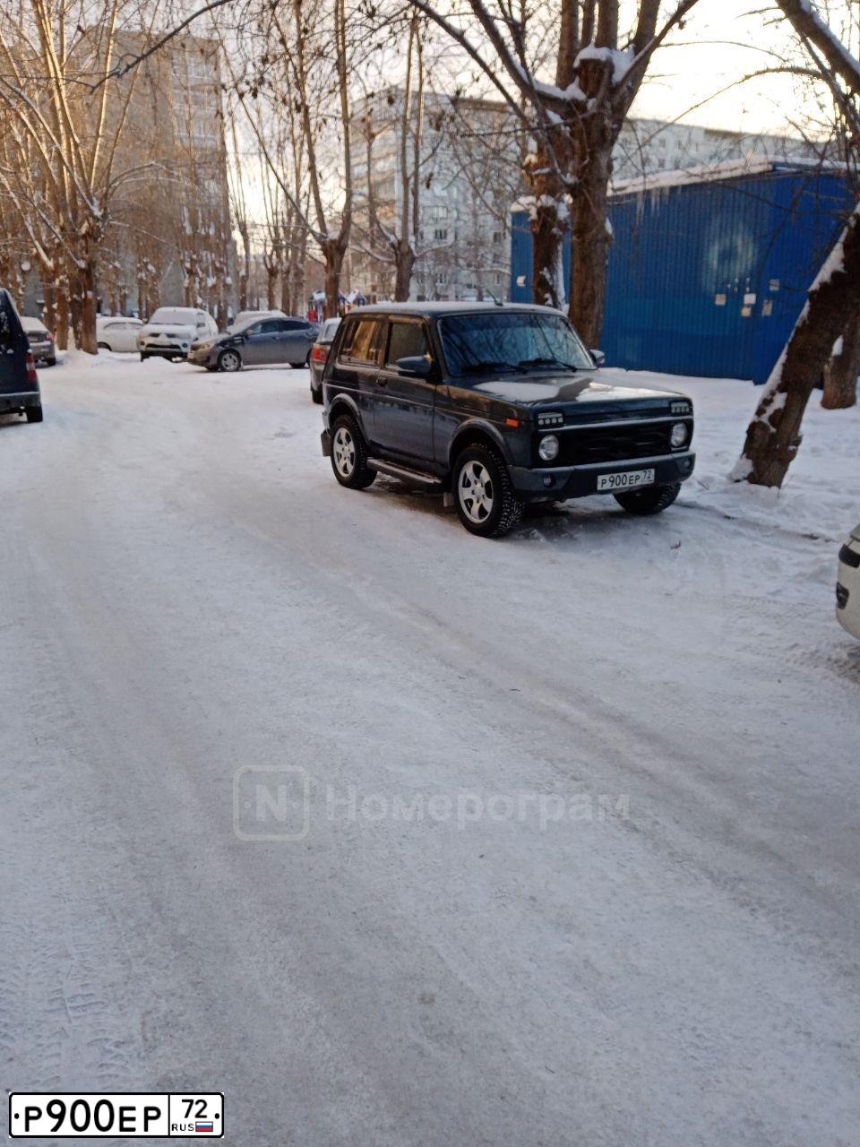 Фото автомобиля NISSAN TEANA, 2006 — госномер Р900ЕР72. Цвет: Серебристый