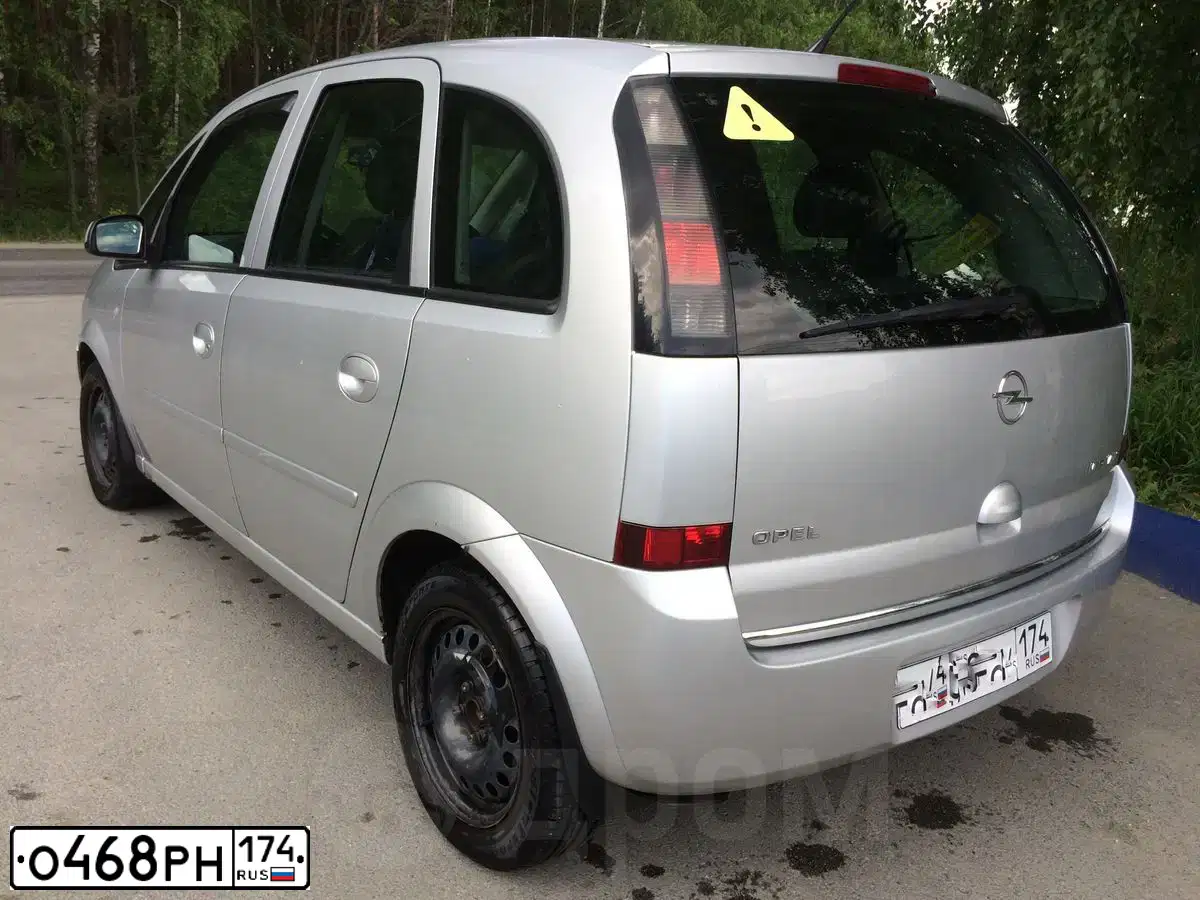 Фото автомобиля DAEWOO NEXIA, 2006 — госномер О468РН174. Цвет: Белый