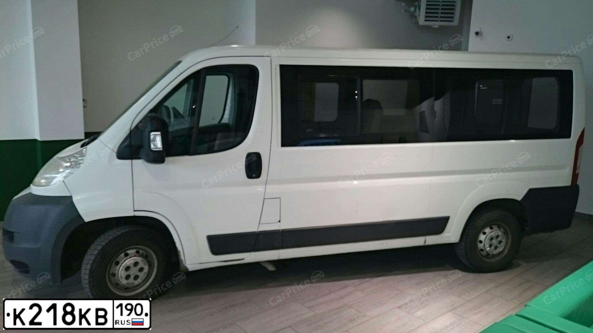 Фото автомобиля PEUGEOT BOXER, 2010 — госномер К461ОР750. Цвет: Белый