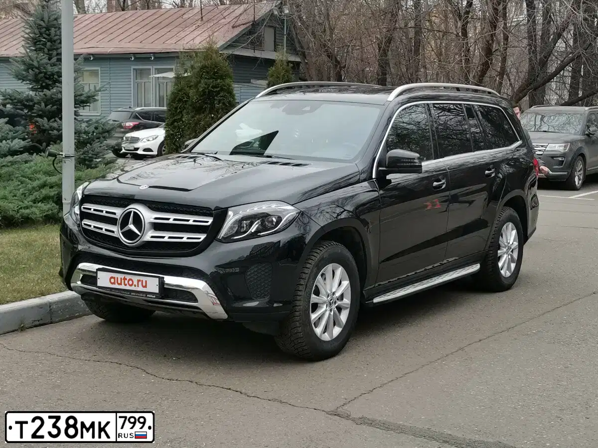 Фото автомобиля MERCEDES GL-KLASSE, 2018 — госномер С845МС39. Цвет: ЧЕРНЫЙ