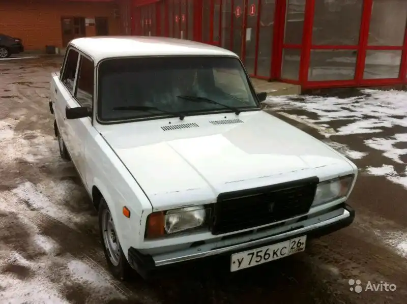 Фото автомобиля LADA 2107, 2005 — госномер Н893РВ82. Цвет: БЕЛЫЙ