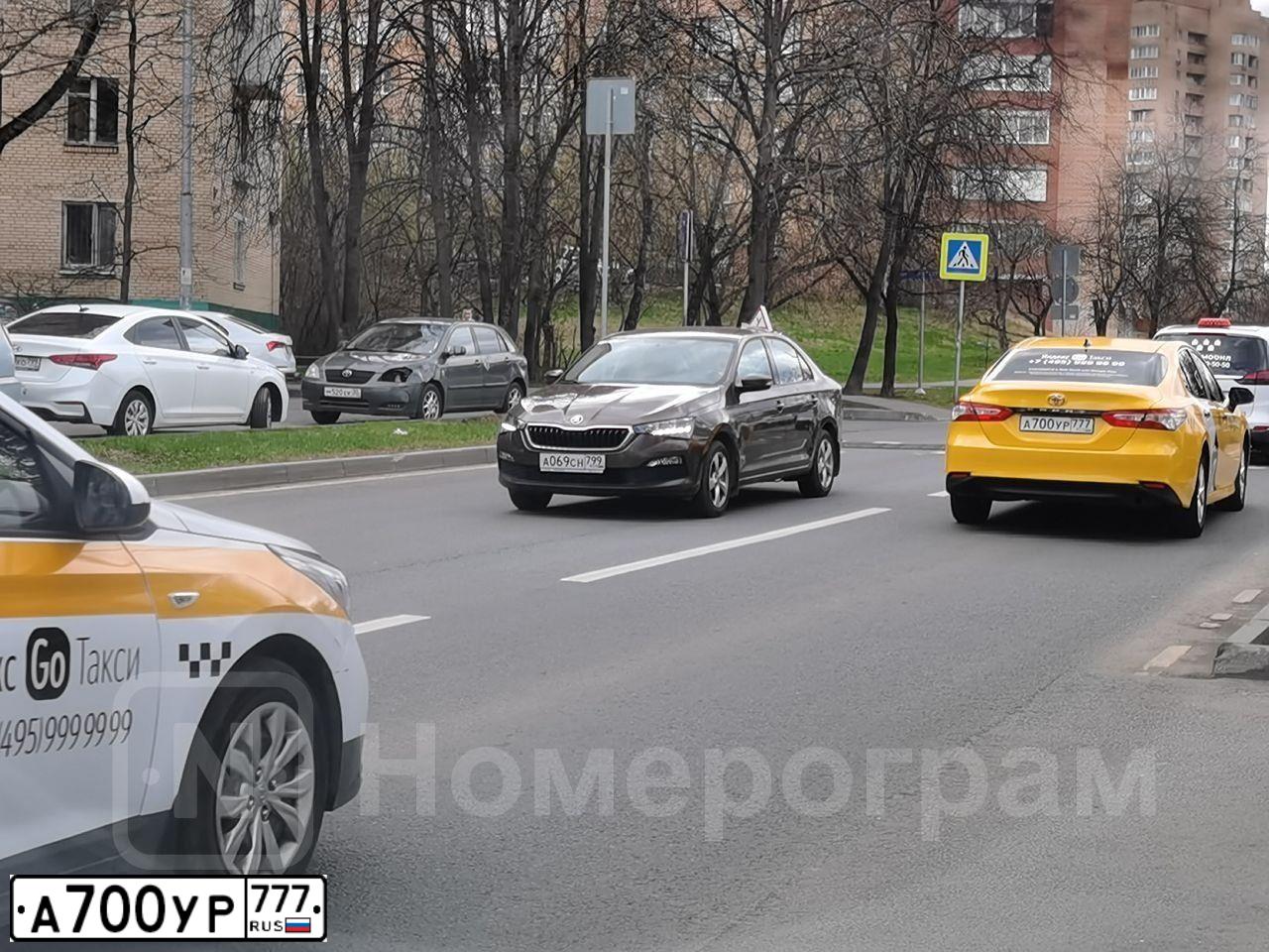 Фото автомобиля MERCEDES-BENZ E200, 2018 — госномер В563ОО193. Цвет: ЧЕРНЫЙ
