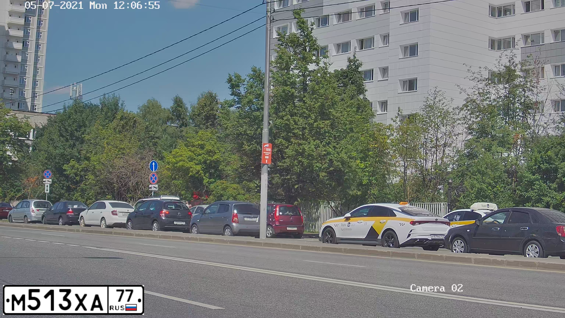 Фото автомобиля LADA 2107, 1998 — госномер М513ХА77. Цвет: КРАСНЫЙ ТЕМНЫЙ