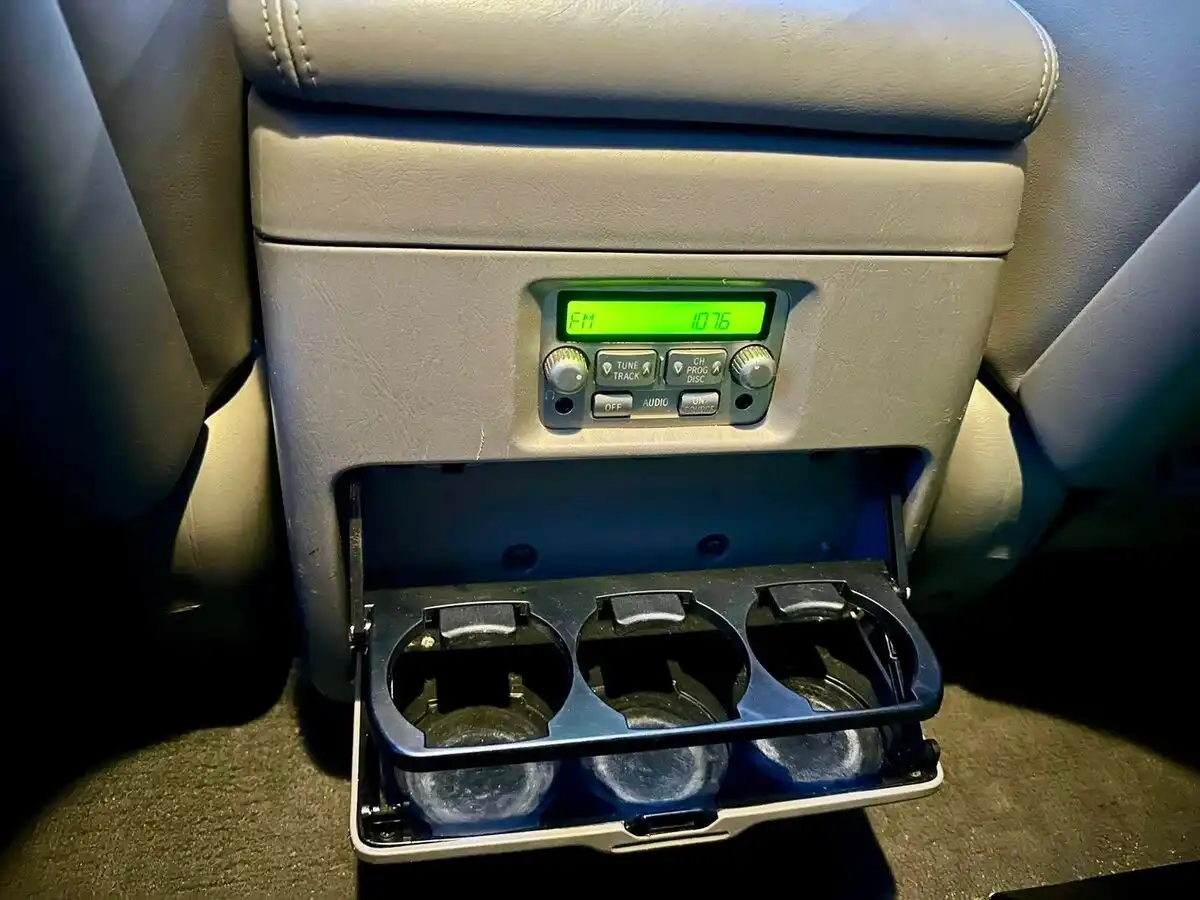 Фото автомобиля NISSAN QASHQAI, 2012 — госномер М999ТО40. Цвет: ЧЕРНЫЙ