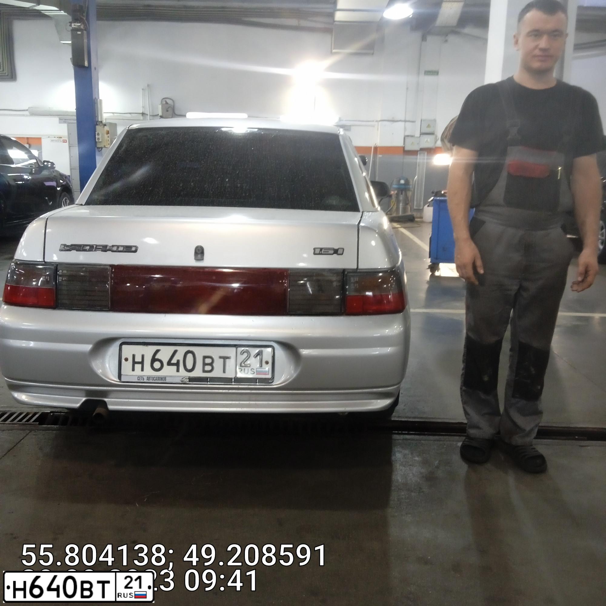Фото автомобиля LADA 2110 LADA, 2007 — госномер С762МК761. Цвет: СВЕТЛО-СЕРЕБРИСТЫЙ МЕТАЛЛ