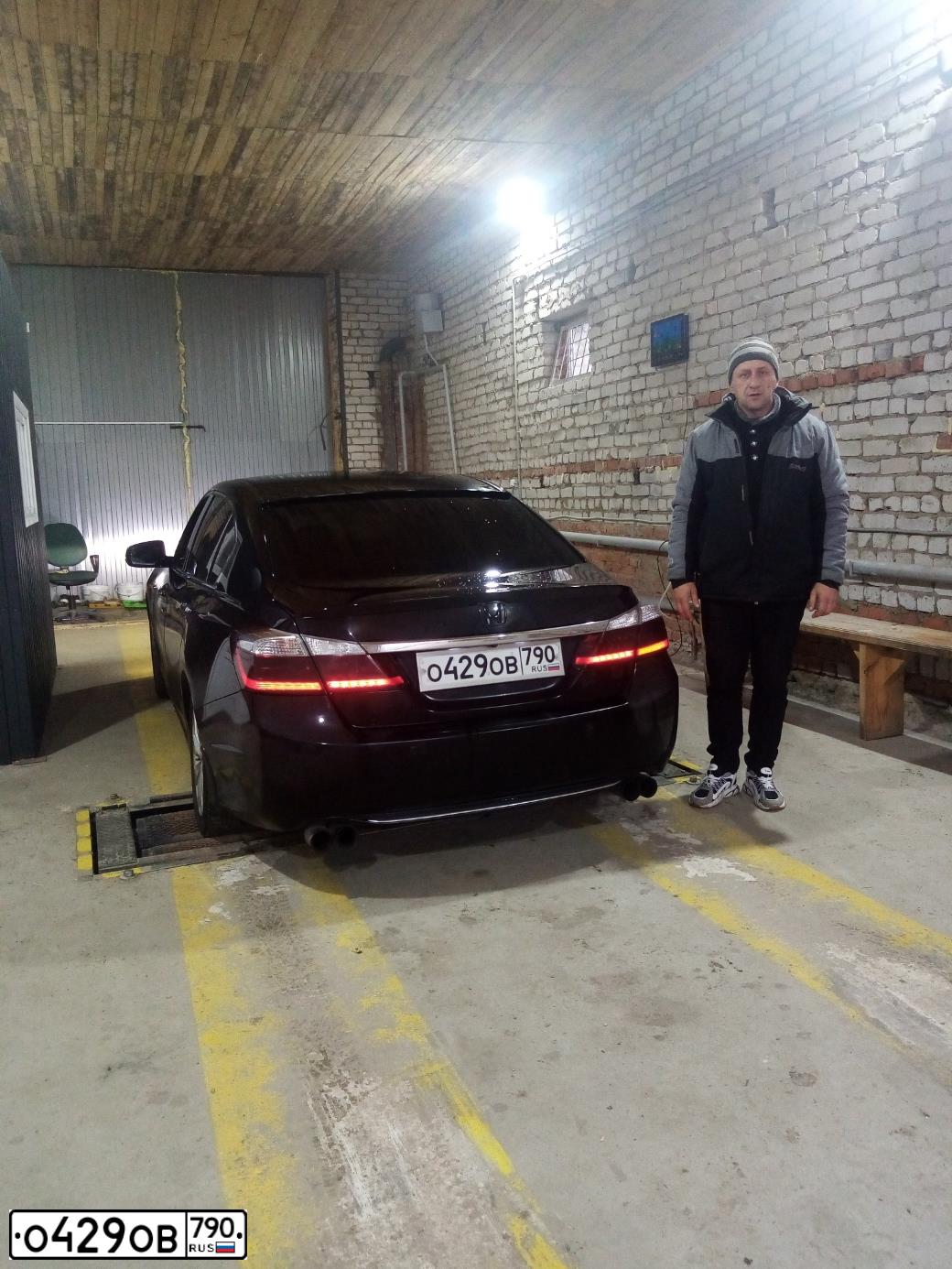 Фото автомобиля HONDA ACCORD, 2013 — госномер Т176ТМ33. Цвет: ЧЕРНЫЙ
