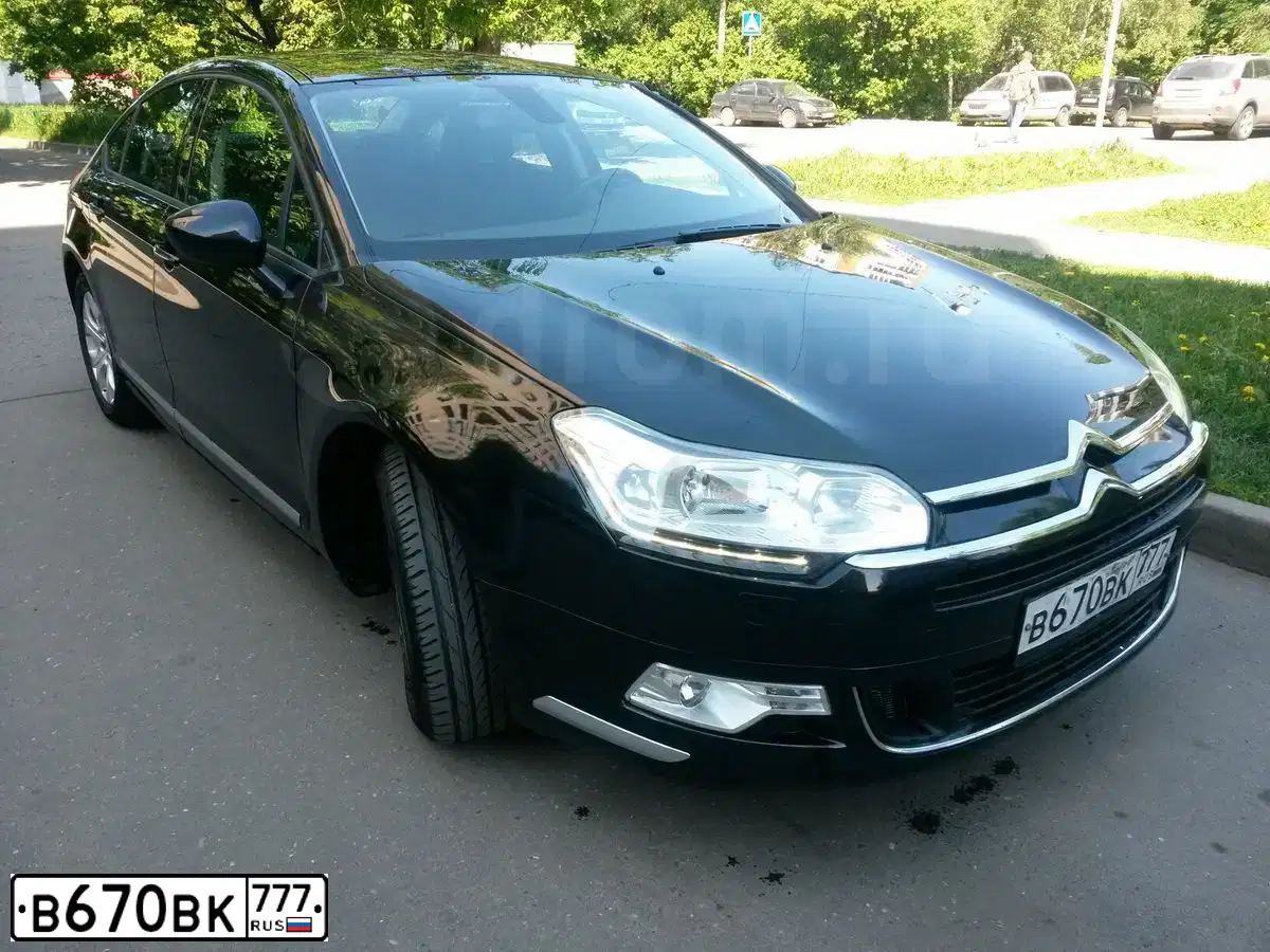 Фото автомобиля CITROEN C5, 2013 — госномер В670ВК777. Цвет: ЧЕРНЫЙ