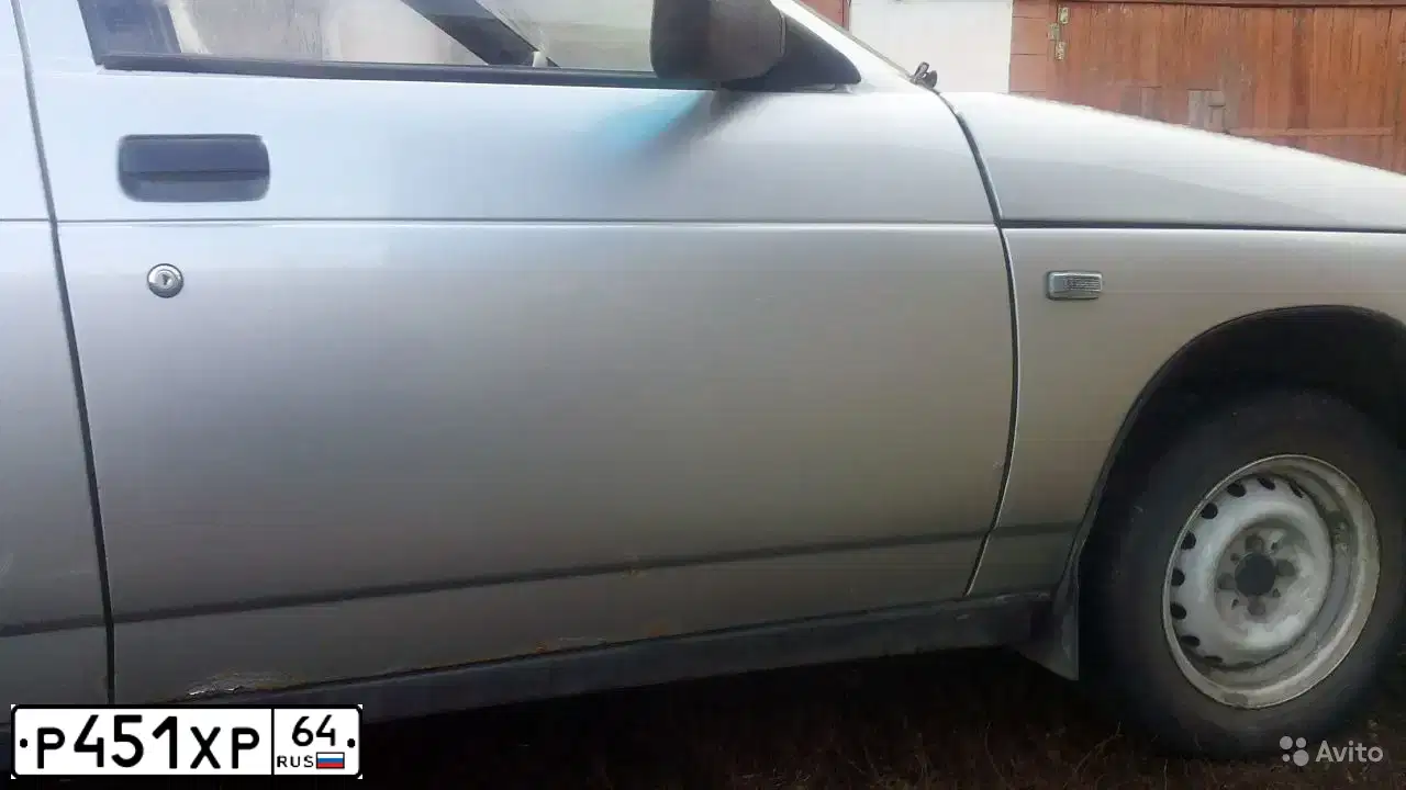 Фото автомобиля LADA 2111, 2003 — госномер Р451ХР64. Цвет: серебристый