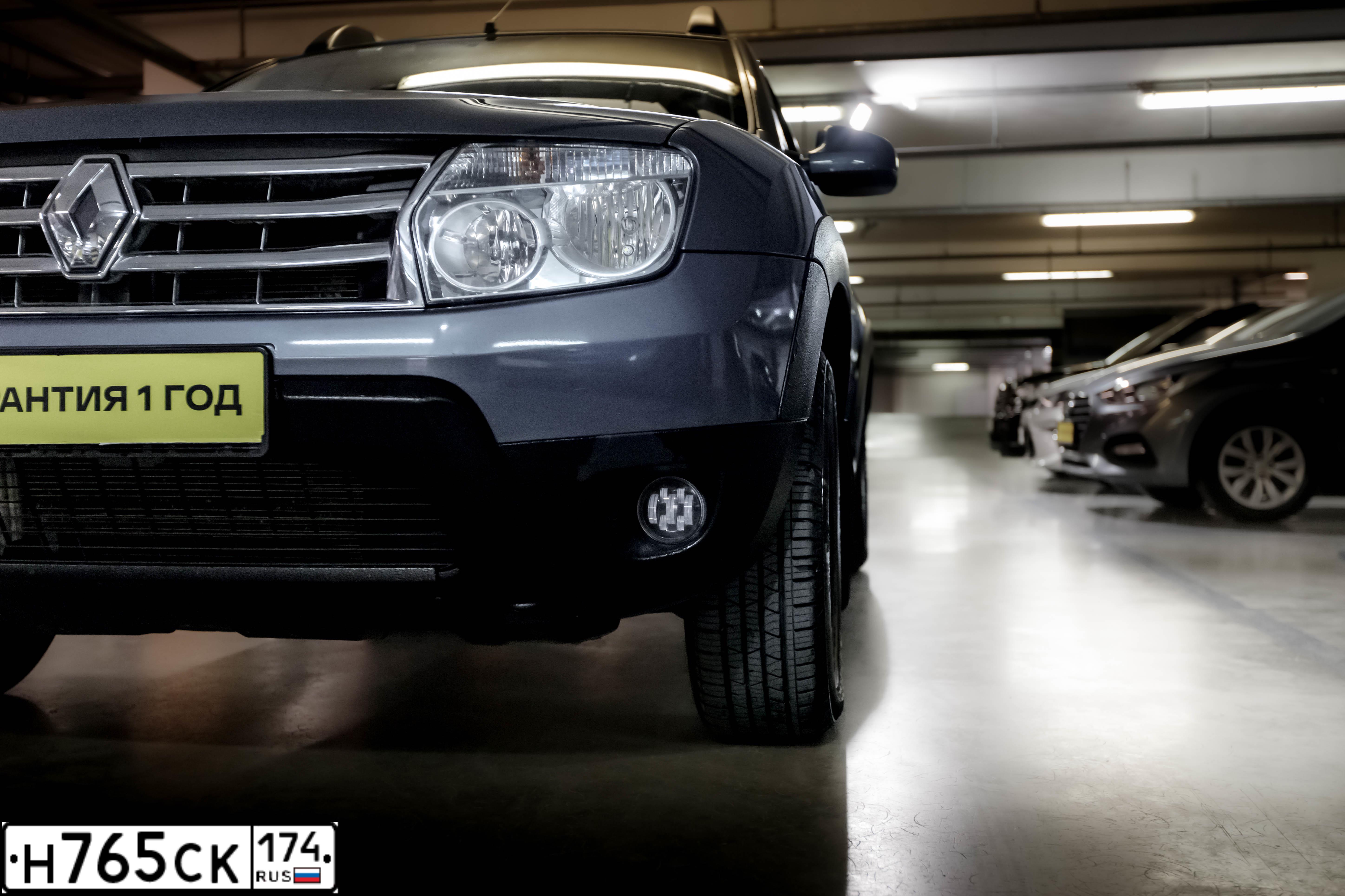 Фото автомобиля RENAULT DUSTER, 2012 — госномер Н723КТ774. Цвет: синий