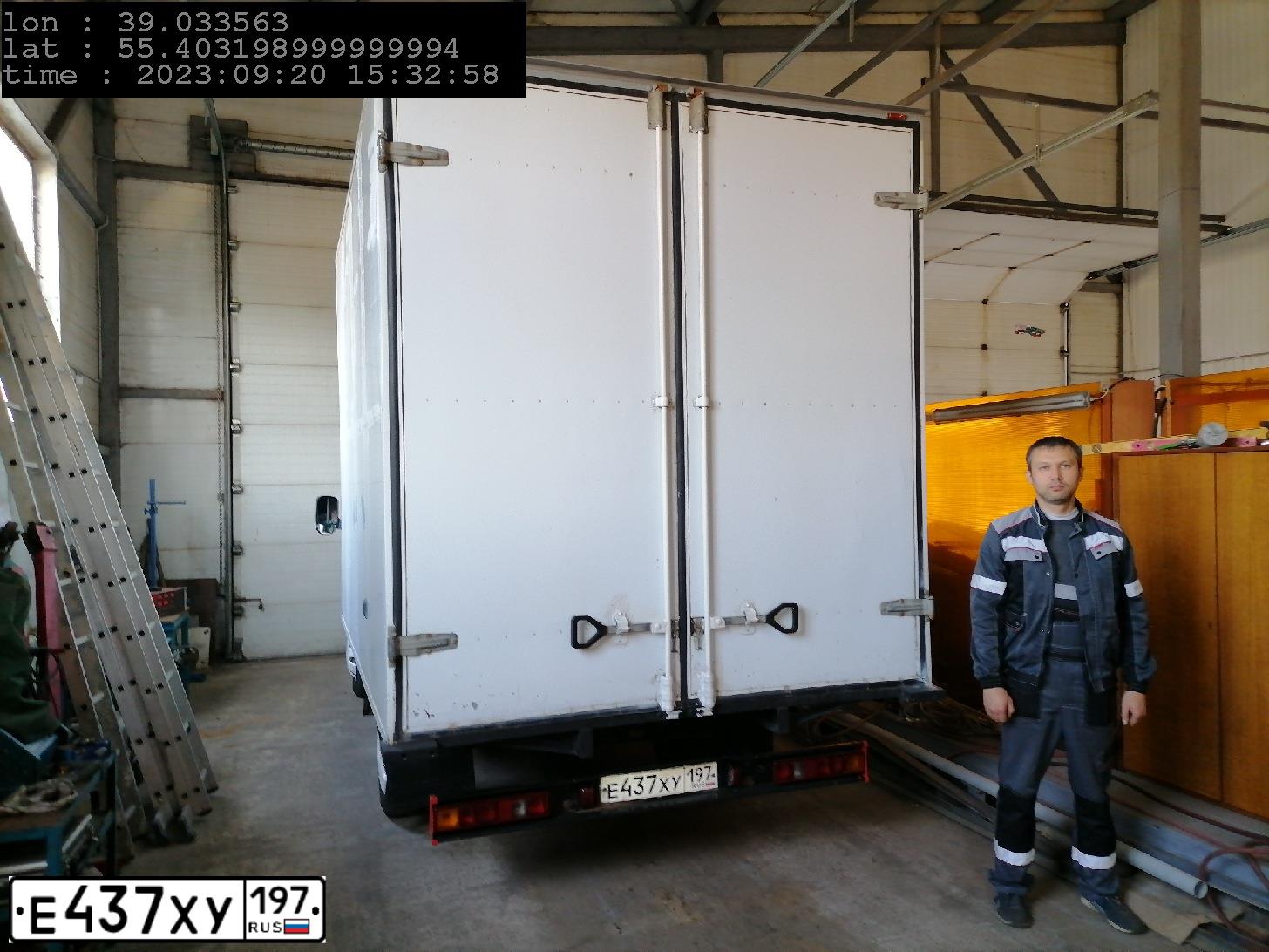 Фото автомобиля GAZ 3302 EL, 2002 — госномер К781МХ152. Цвет: ЖЕЛТ. БЕЛЫЙ