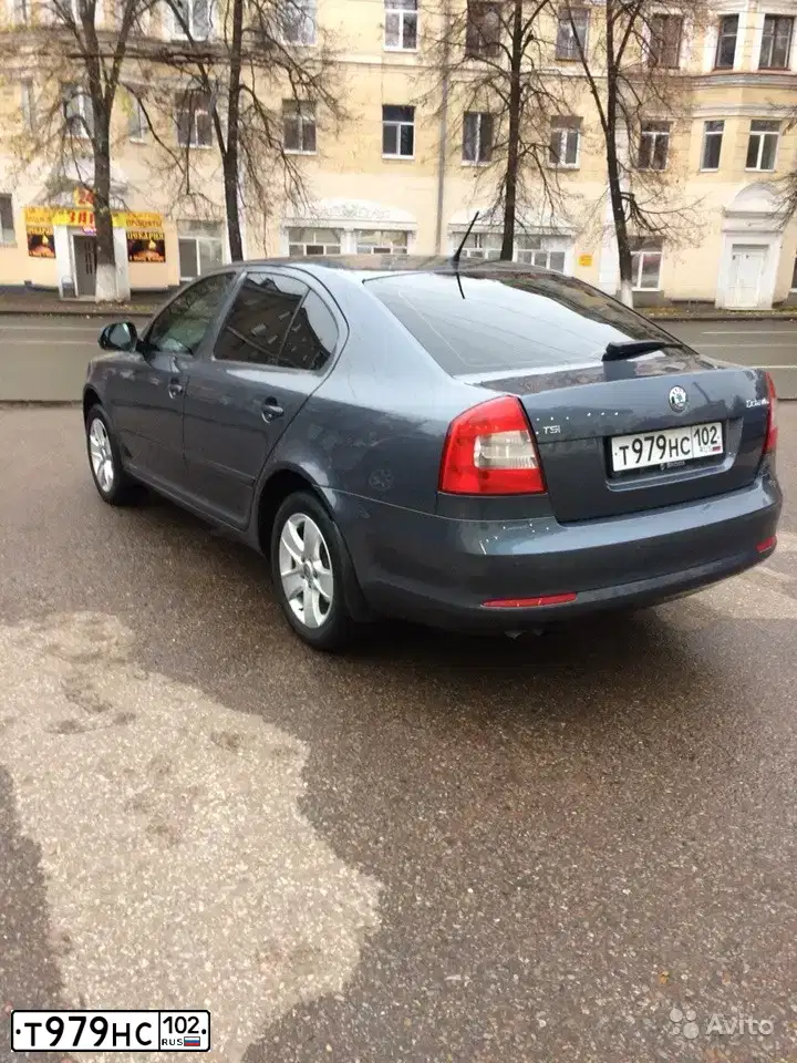 Фото автомобиля CHEVROLET CRUZE, 2011 — госномер Т979НС102. Цвет: ЧЕРНЫЙ