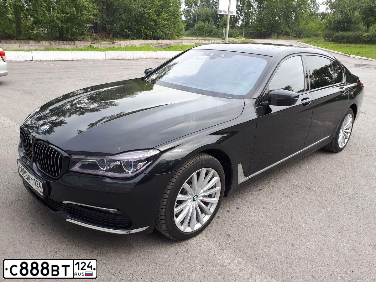 Фото автомобиля BMW 750LI, 2015 — госномер Х330ХТ180. Цвет: СЕРЫЙ