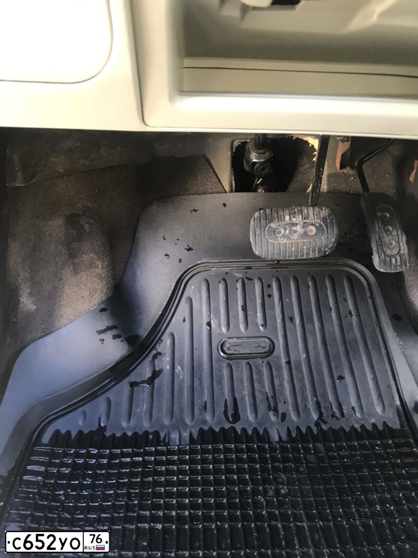 Фото автомобиля NISSAN MICRA, 2005 — госномер С652УО76. Цвет: ЗЕЛЕНЫЙ