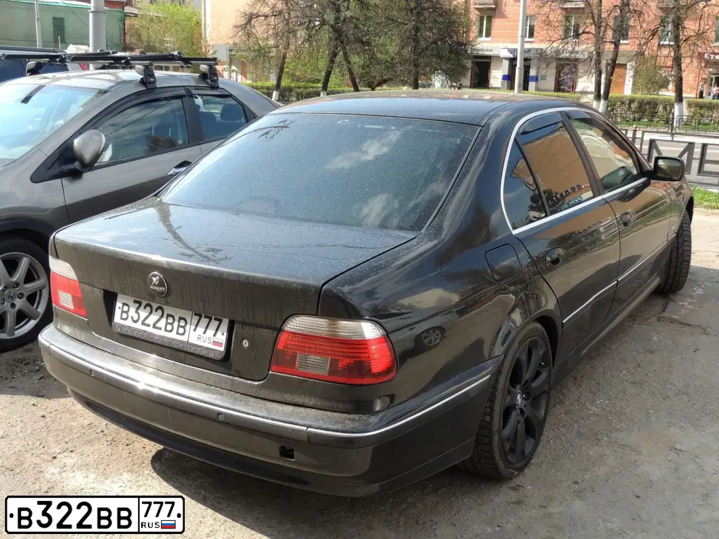 Фото автомобиля BMW X5, 2000 — госномер В322ВВ777. Цвет: ЧЕРНЫЙ