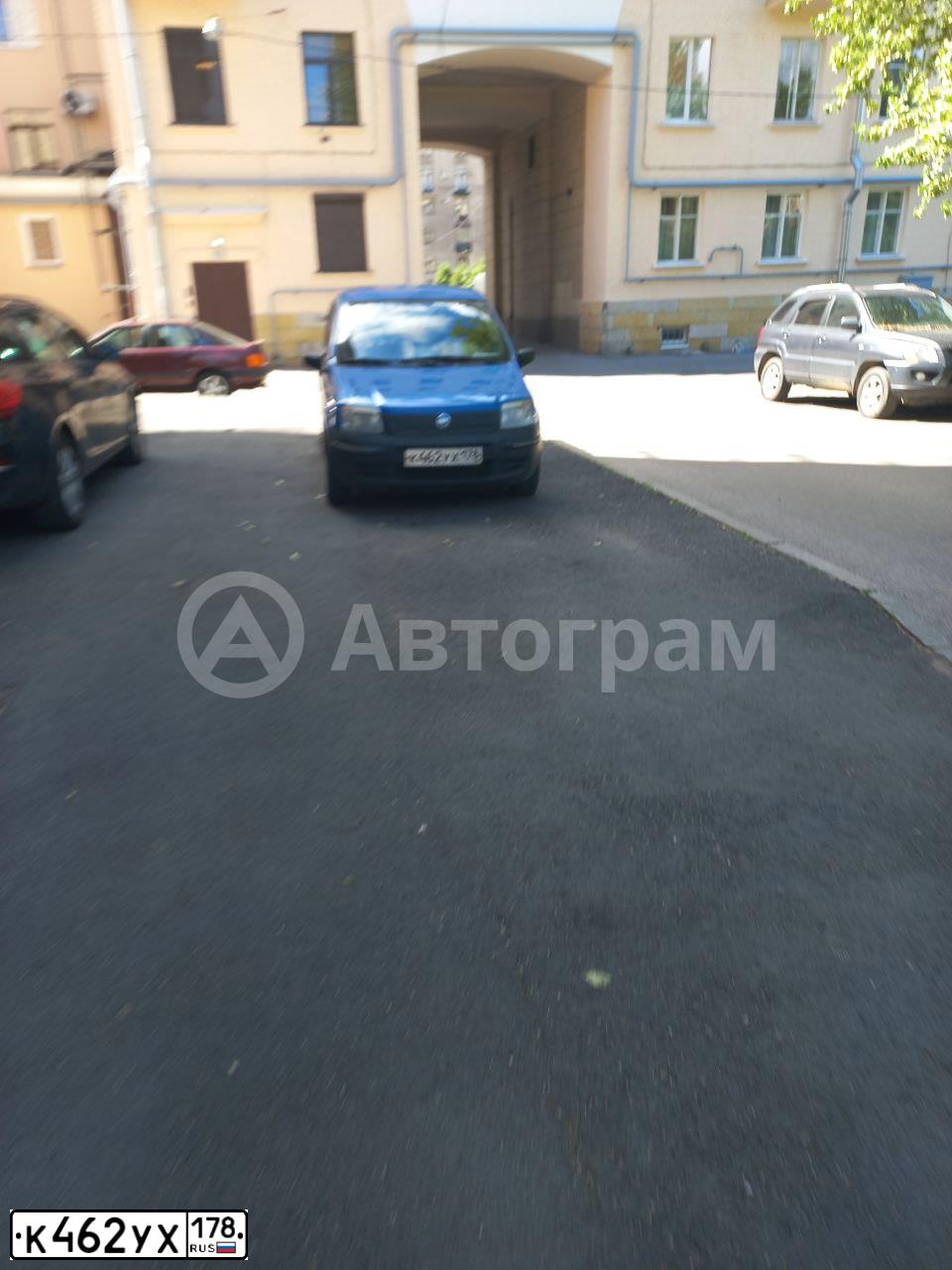 Фото автомобиля FIAT PANDA, 2004 — госномер К462УХ178. Цвет: СИНИЙ