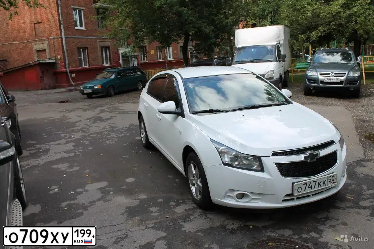 Фото автомобиля VOLKSWAGEN TOUAREG, 2007 — госномер А116ХМ252. Цвет: Серый