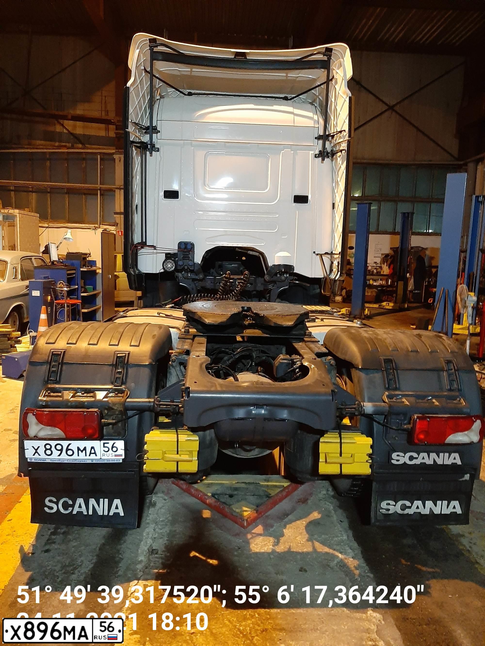 Фото автомобиля SCANIA SERIE G /4X2/, 2014 — госномер Х896МА56. Цвет: Белый