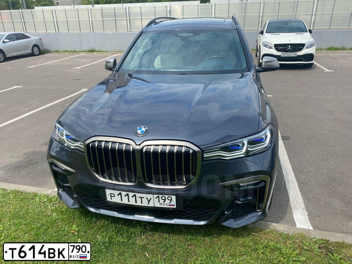 Фото автомобиля MERCEDES GLE-KLASSE, 2016 — госномер Т614ВК790. Цвет: Белый