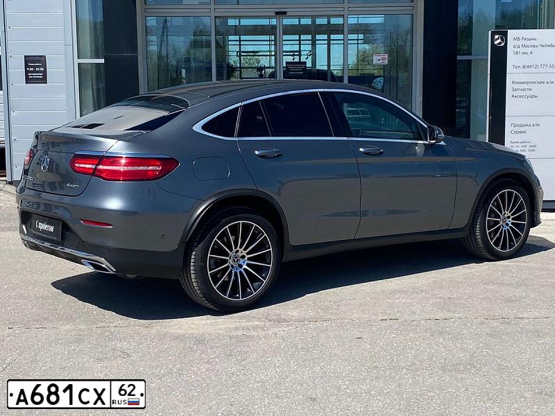 Фото автомобиля MERCEDES GLC-KLASSE, 2018 — госномер О229ТС62. Цвет: СЕРЫЙ