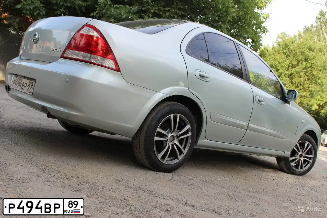 Фото автомобиля NISSAN ALMERA, 2007 — госномер Р494ВР89. Цвет: СЕРЕБРИСТЫЙ